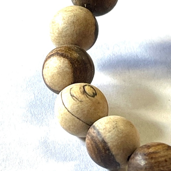 Sandalwood Lucky Cloud Bracelet Round Beaded Stretchy Bracelet Healing Bracelet - Picture 6 of 6